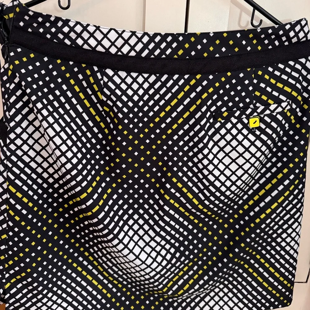 EP Pro Golf Skort Size 6 Black White Geometric Lime Green Athletic Skirt - Picture 4 of 10